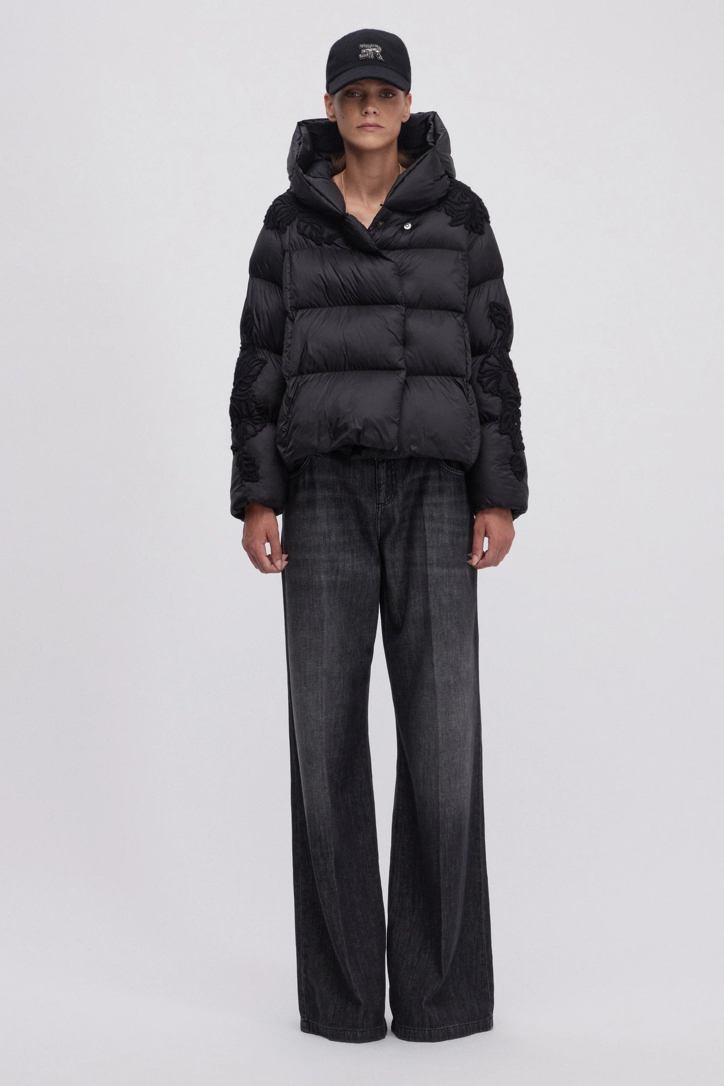 Piumino oversize ricamato Ermanno