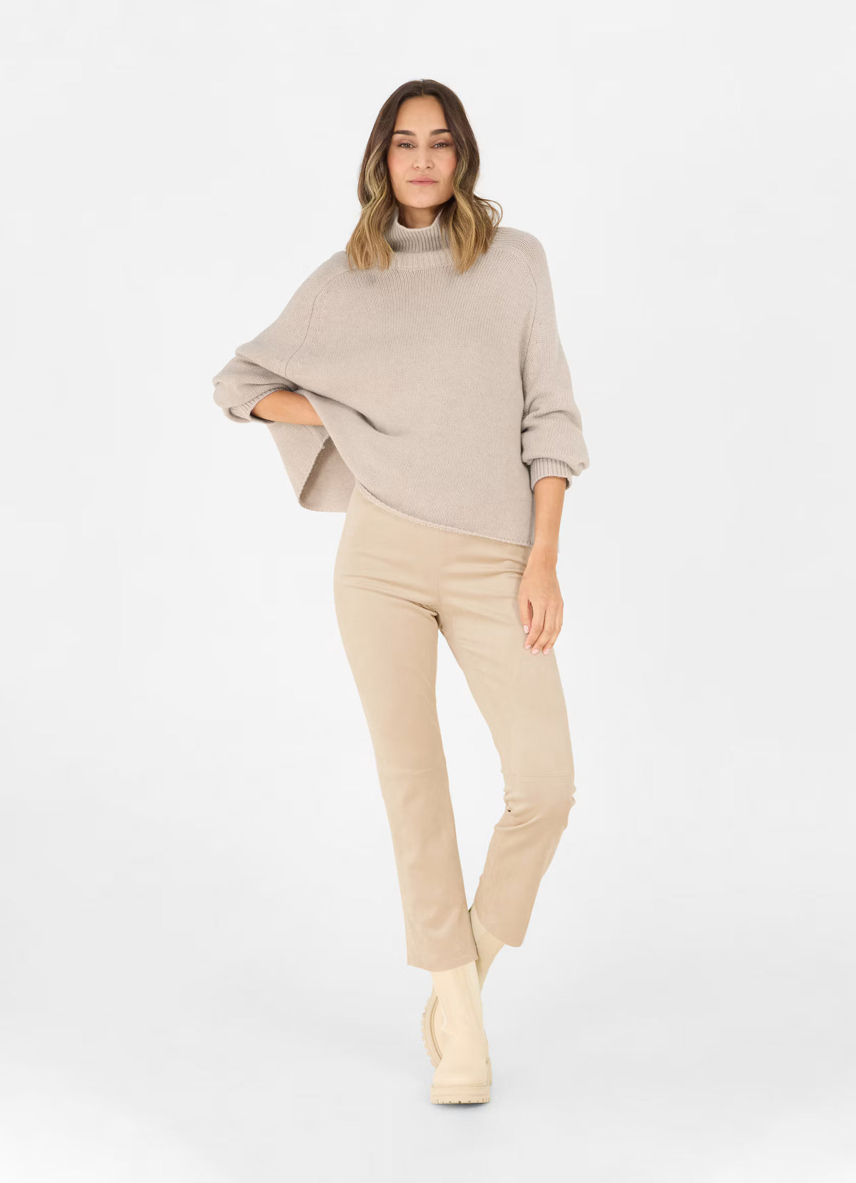 Pantaloni Juvia eggshell