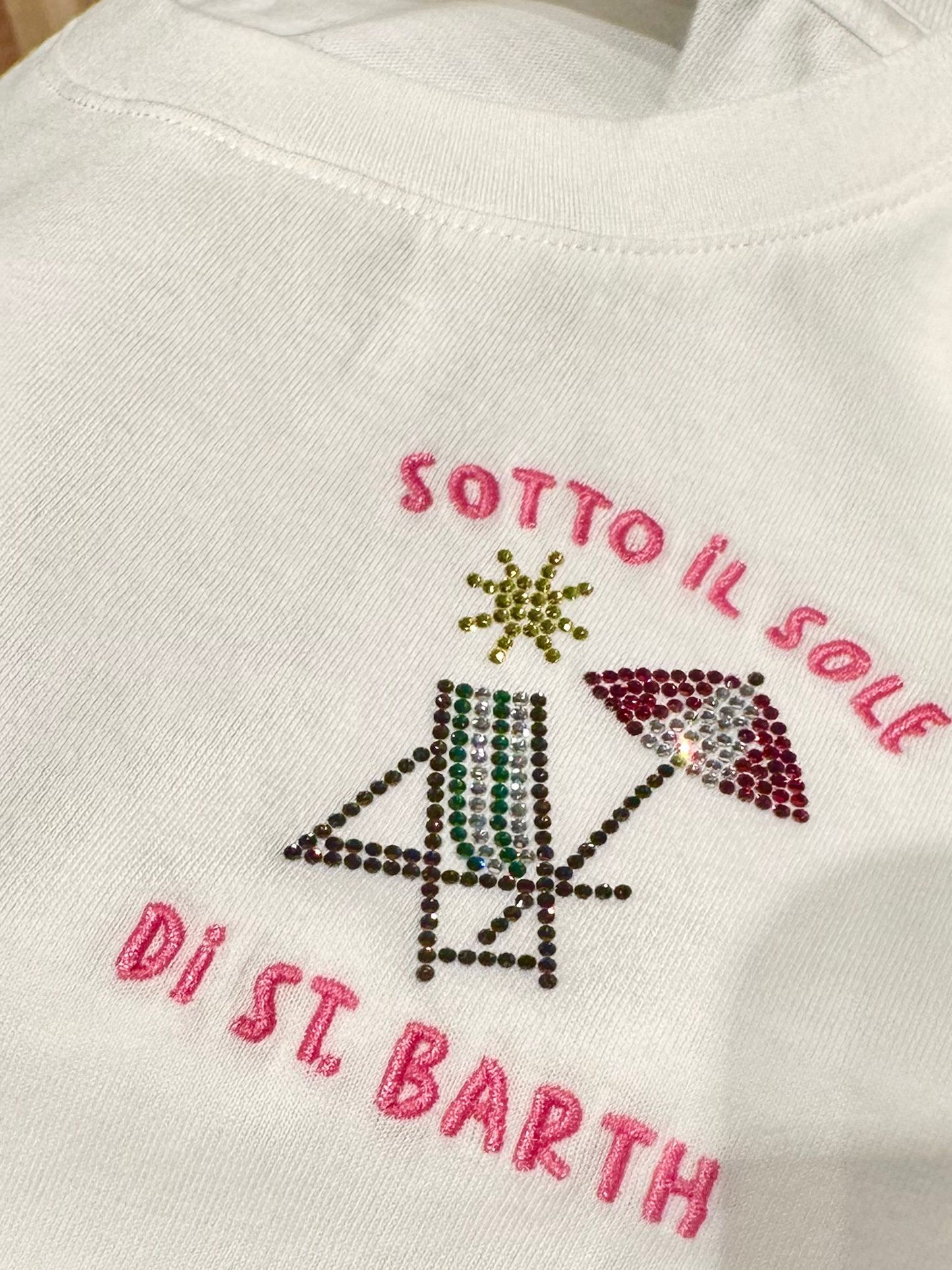 T-shirt sotto il sole di St. Barth