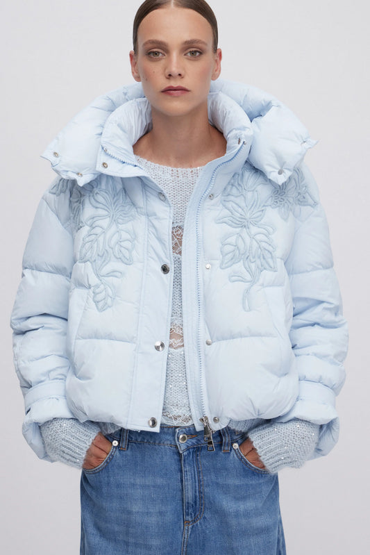 Piumino cielo ricamato Ermanno