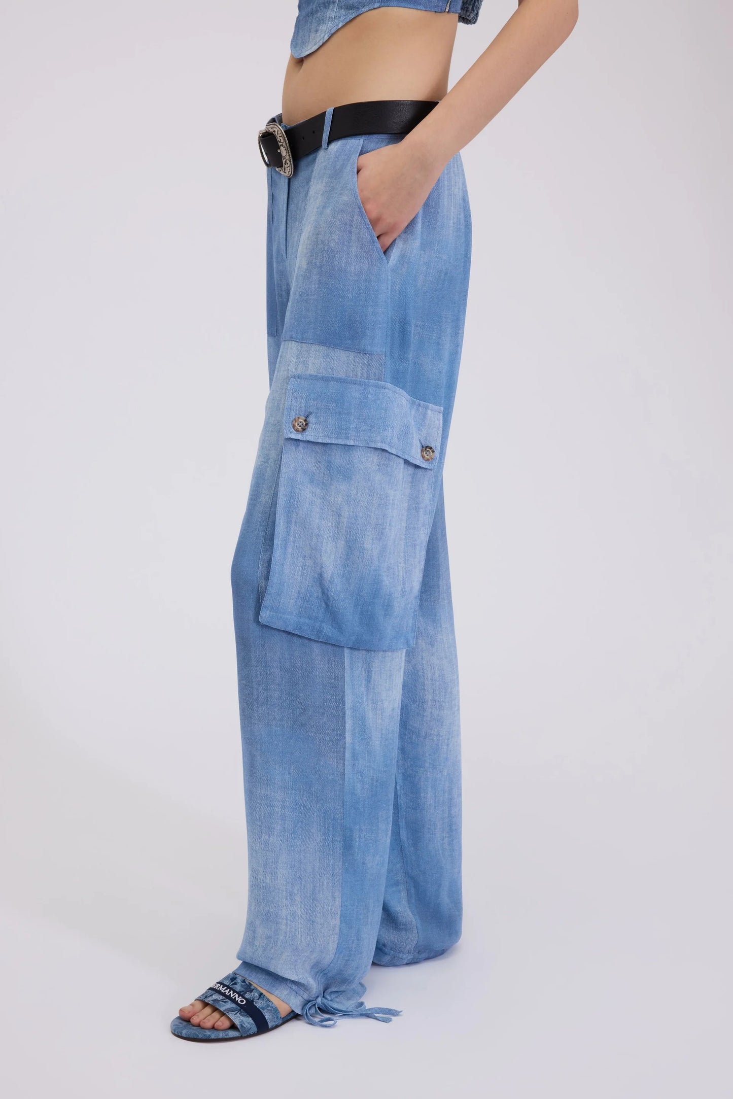 Pantalone cargo fluid denim Ermanno