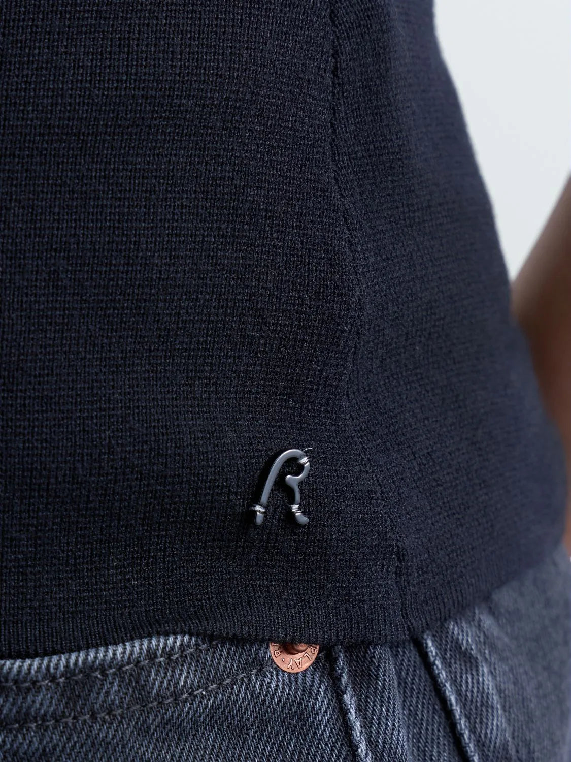Top scollo americano nero Replay