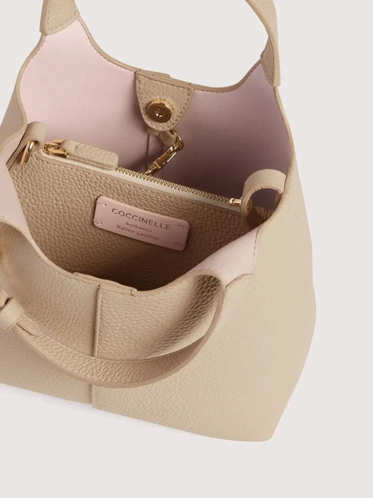 Coccinelle C-Easy Small sandshell