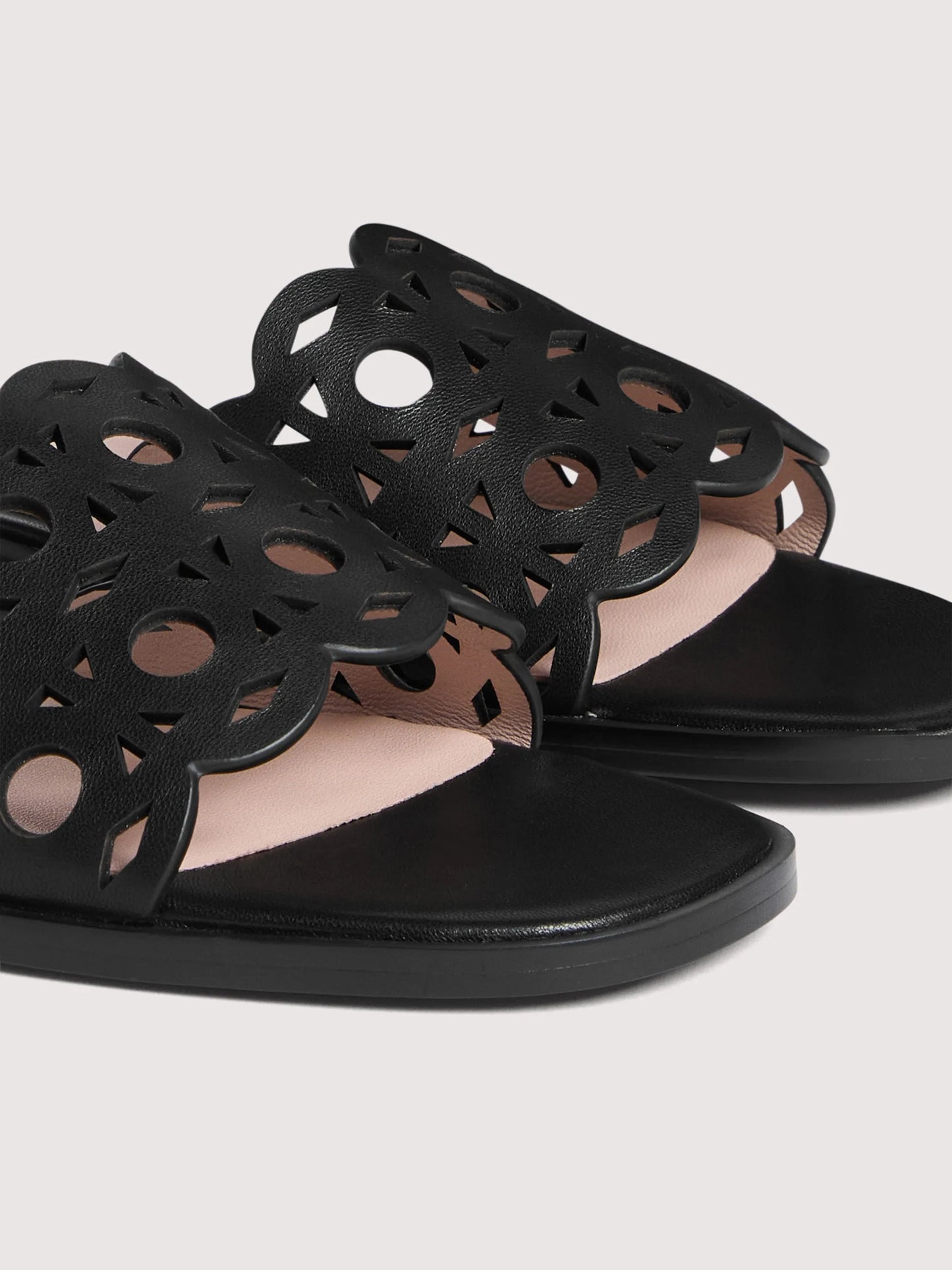Coccinelle Essential nere