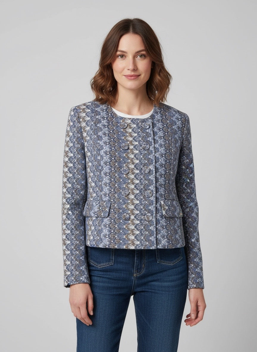 Giacca chanel corta azzurra Pho Firenze