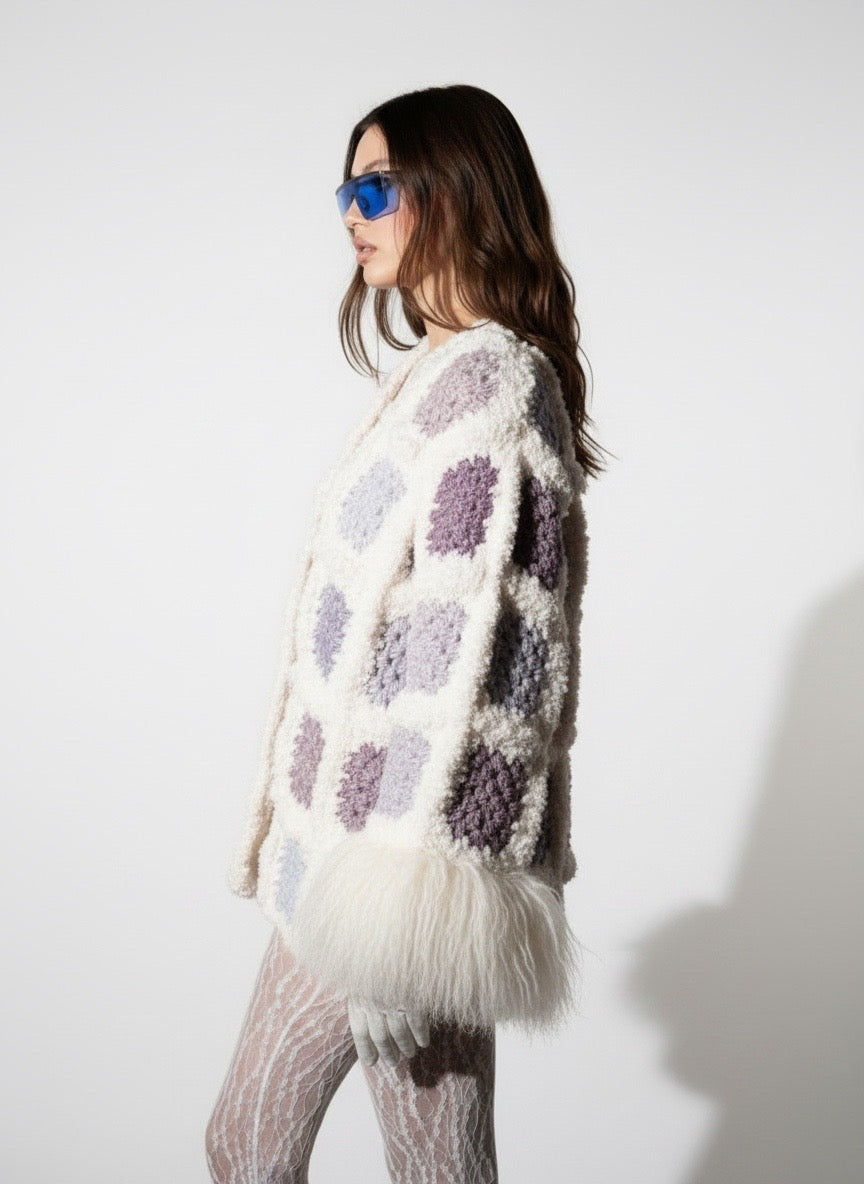 Cardigan crochet con mongolia