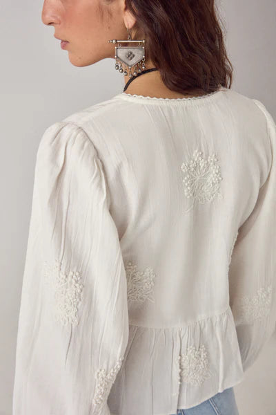Blouse white magnolia Salma Maison Hotel