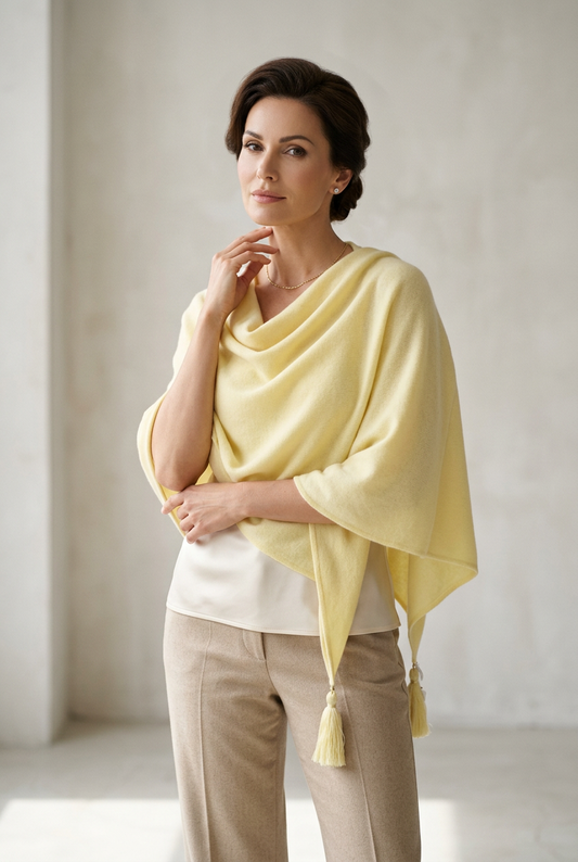 Poncho LDYBG 100% cashmere Lime