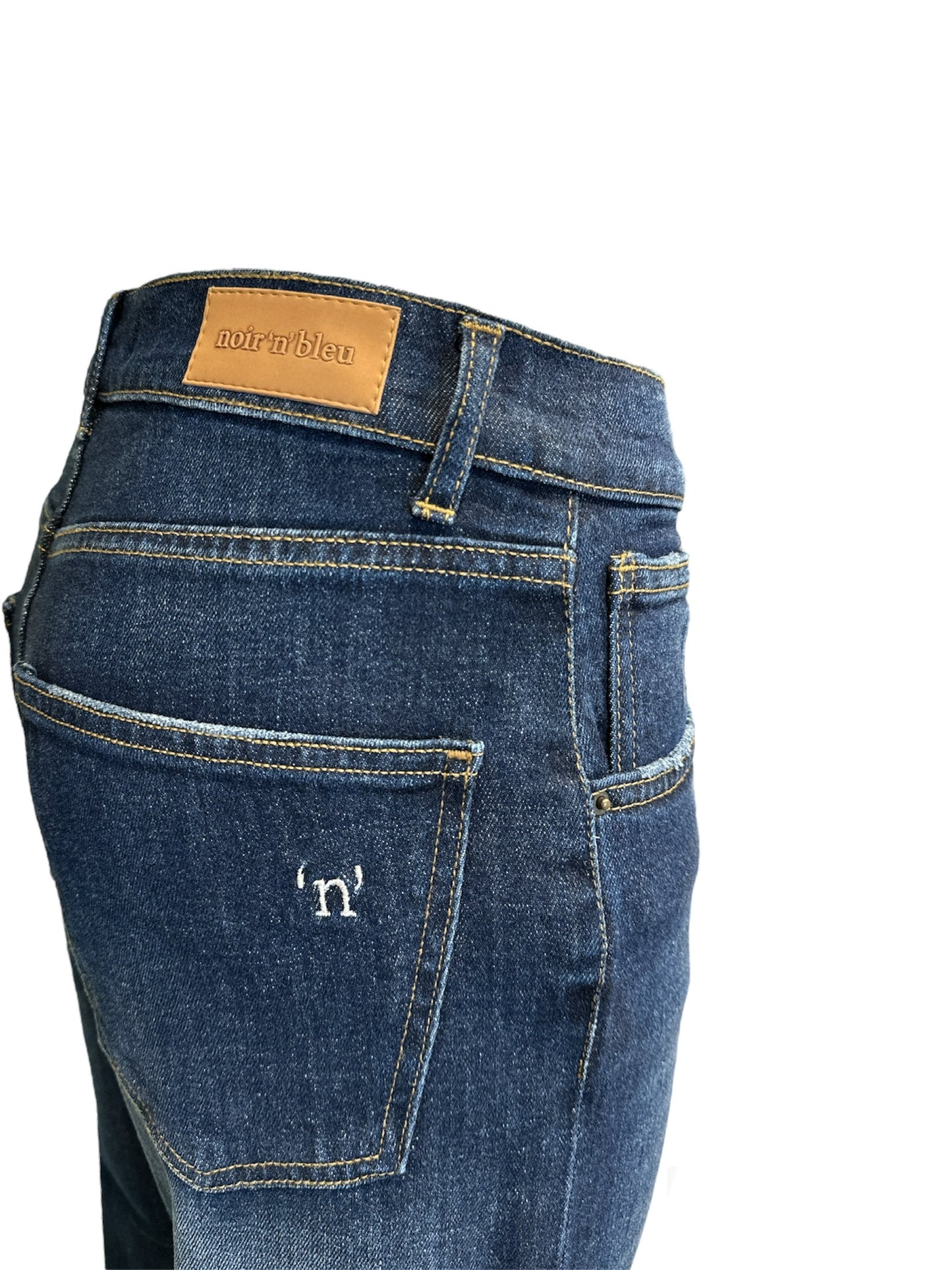 BOYFRIEND JEANS VIC