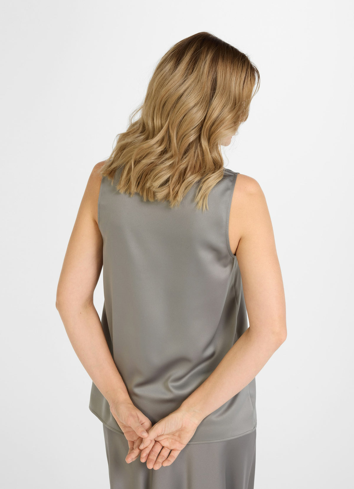 Top Juvia in satin steel grey