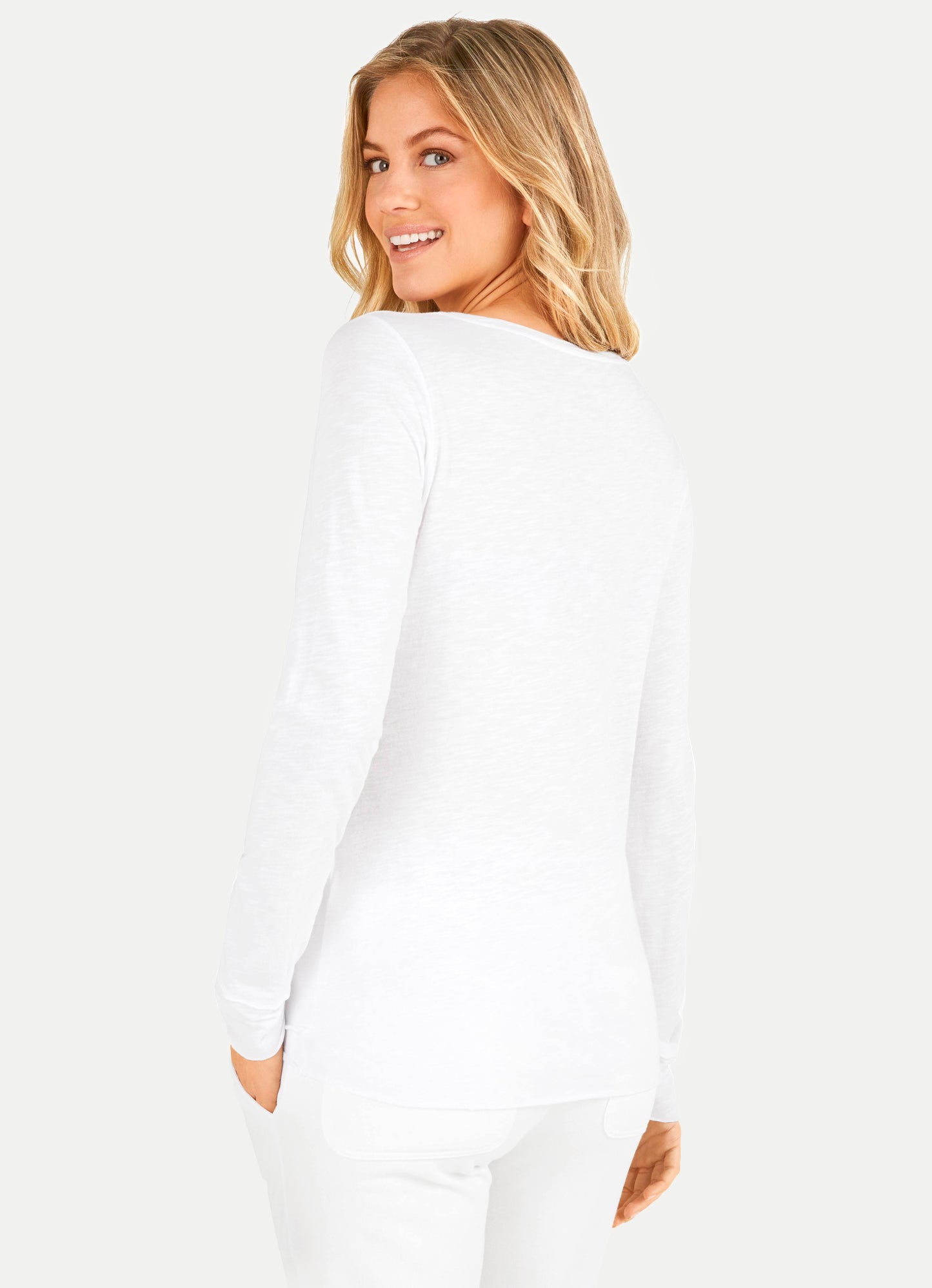 T-shirt Juvia a maniche lunghe